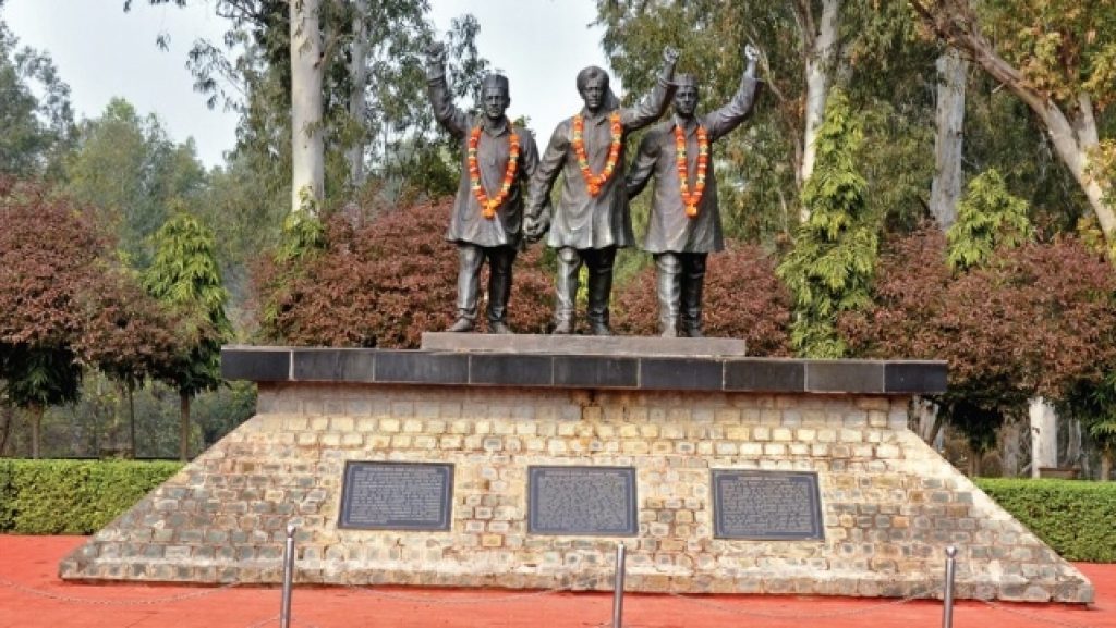 the-national-martyrs-memorial-img